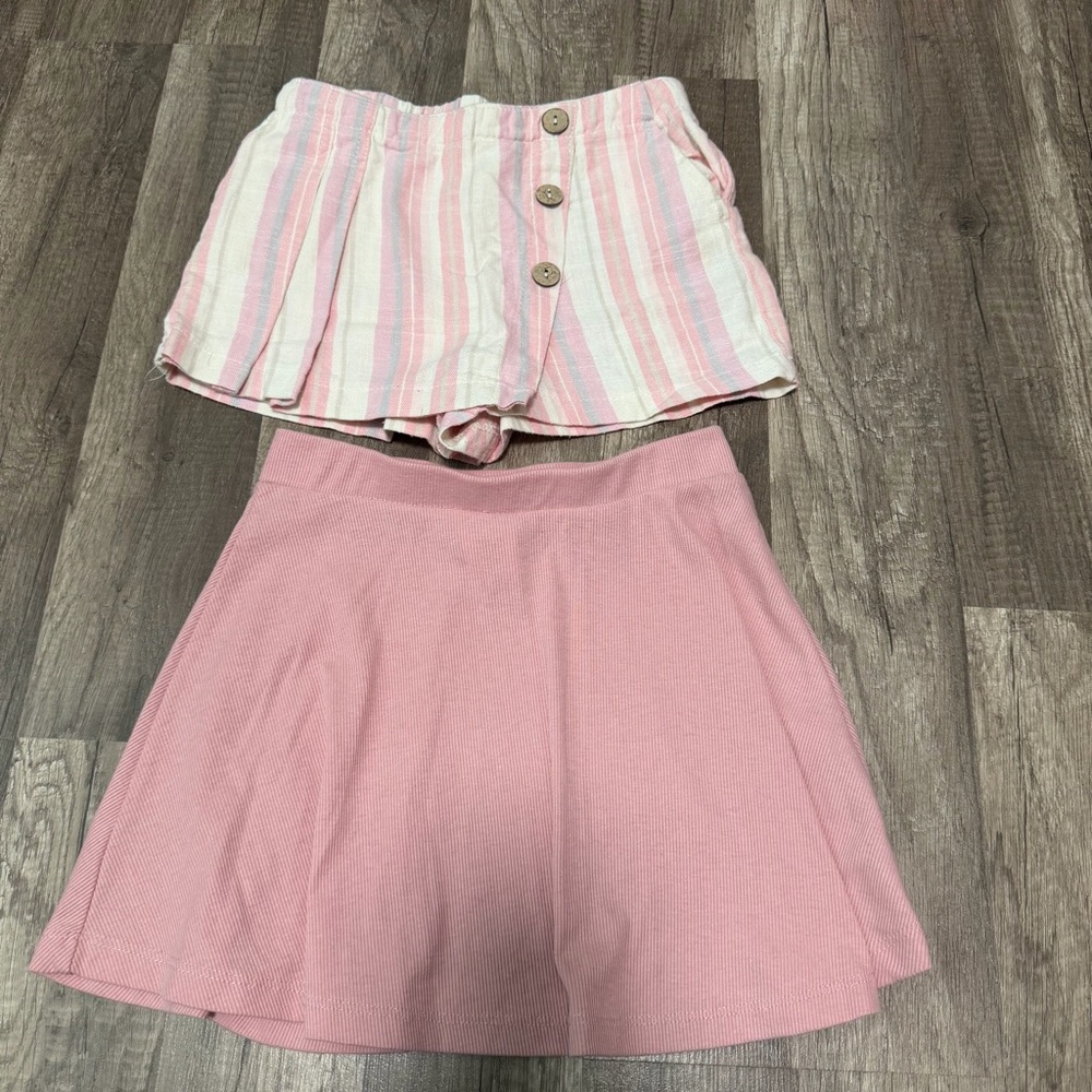 Pink Striped Shorts and Skirt Set, Size‎ S (7/8)